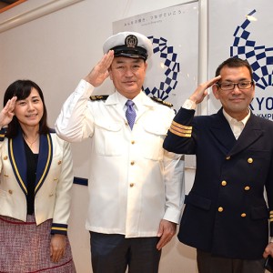 AIT 創立25周年社内イベント
(クルージング船の船長)